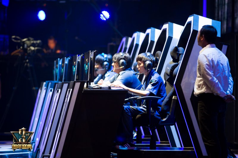 察者也是投 察者也是投