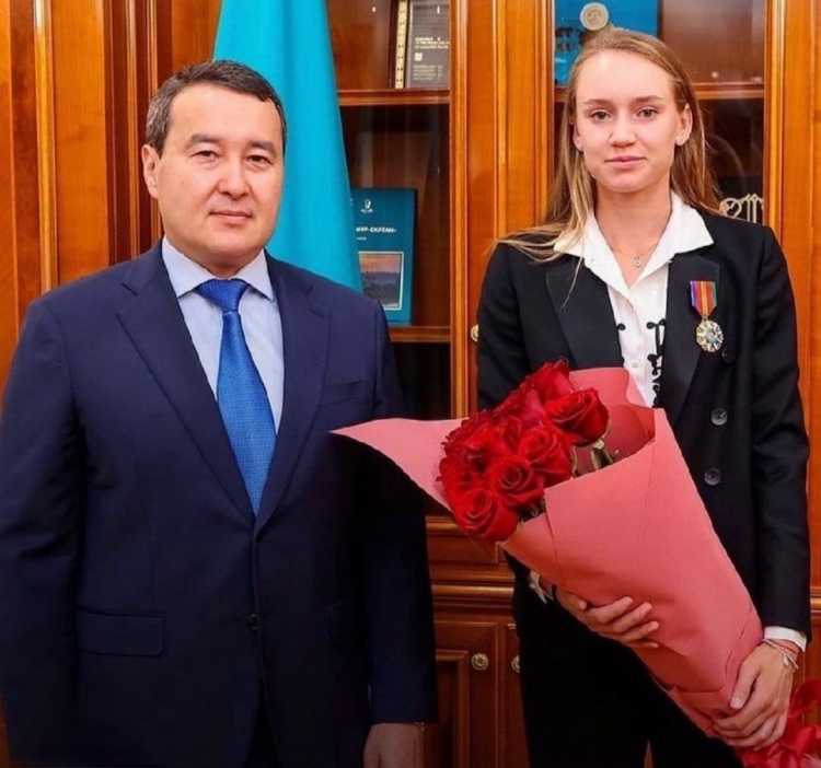 年轻战力的 年轻战力的