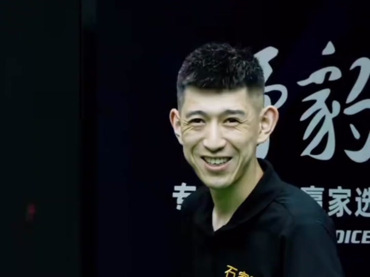 球员在赛场